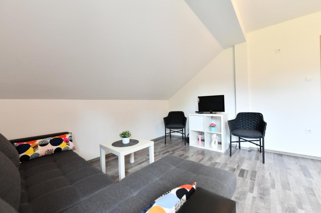 Apartman Mate Rakovica Extérieur photo