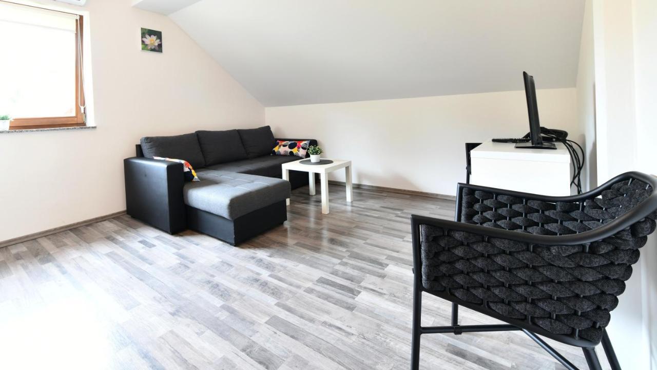 Apartman Mate Rakovica Extérieur photo