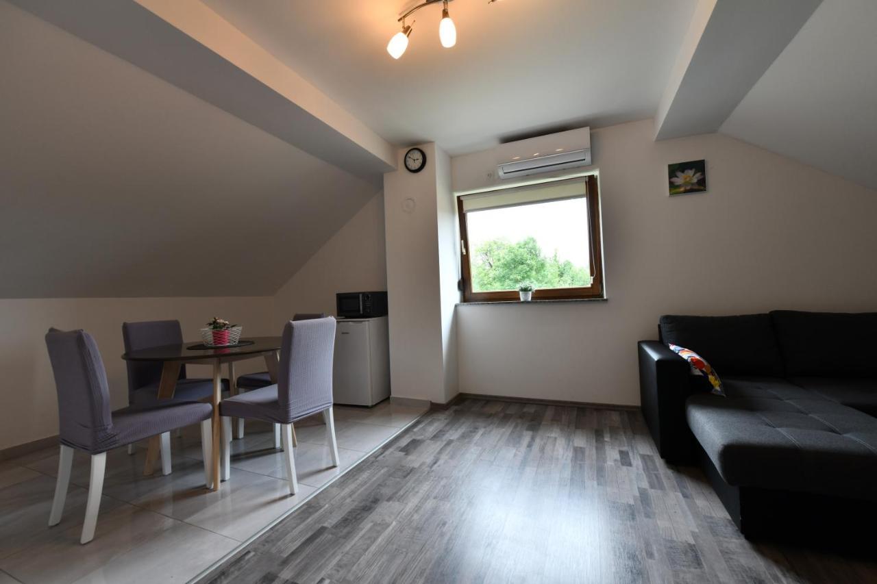 Apartman Mate Rakovica Extérieur photo