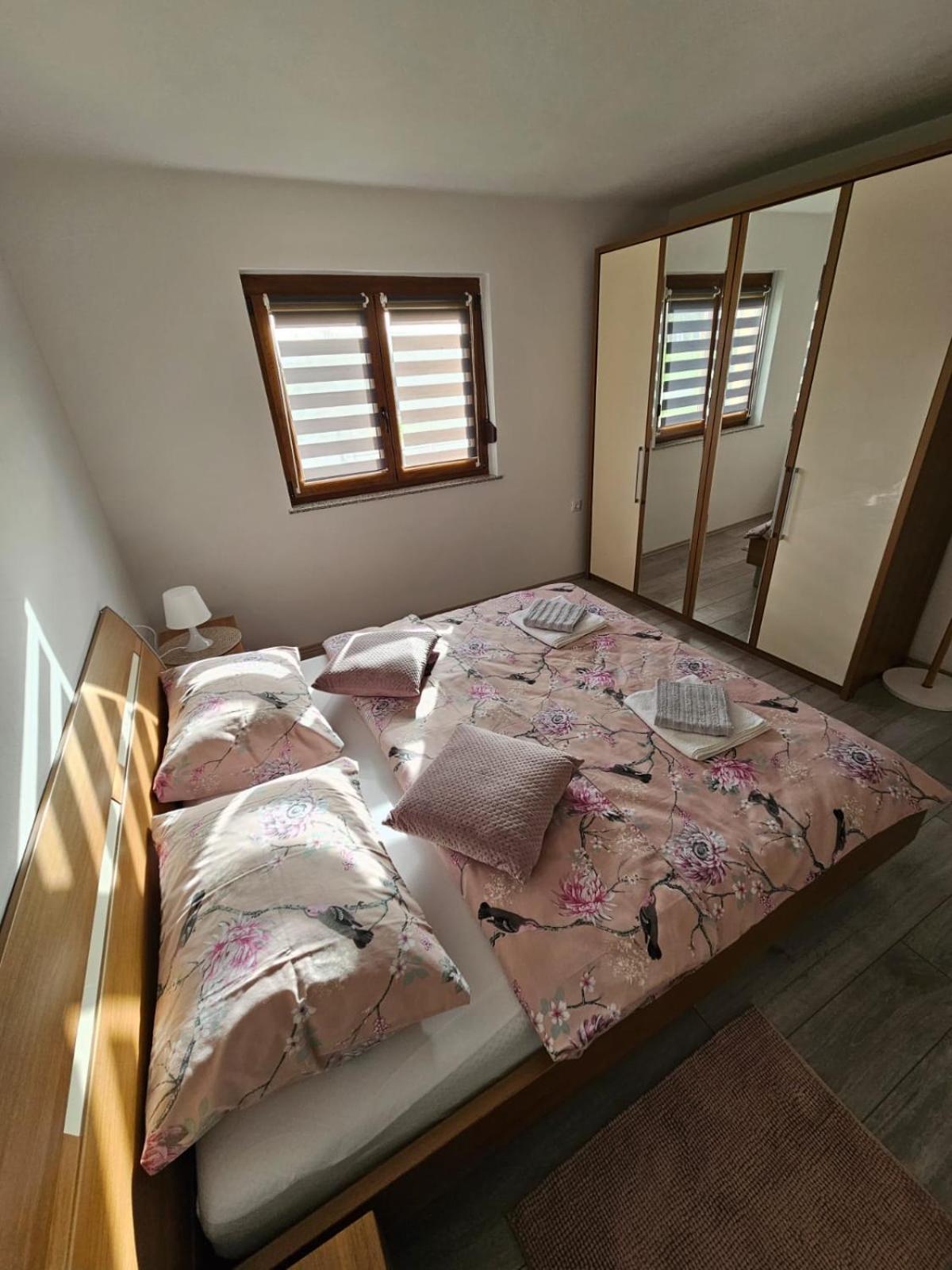Apartman Mate Rakovica Extérieur photo
